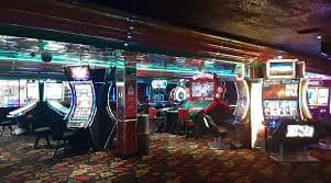 Filipino player joining kavbet live casino baccarat room on mobile phone